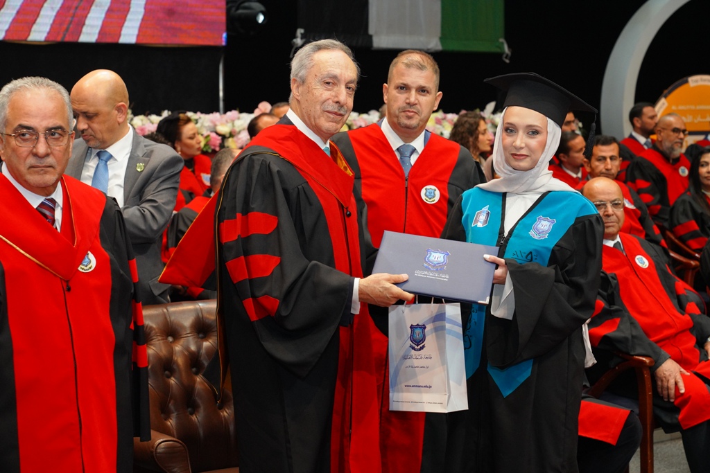 Madar Al-Saa Images 0.33521237185141073