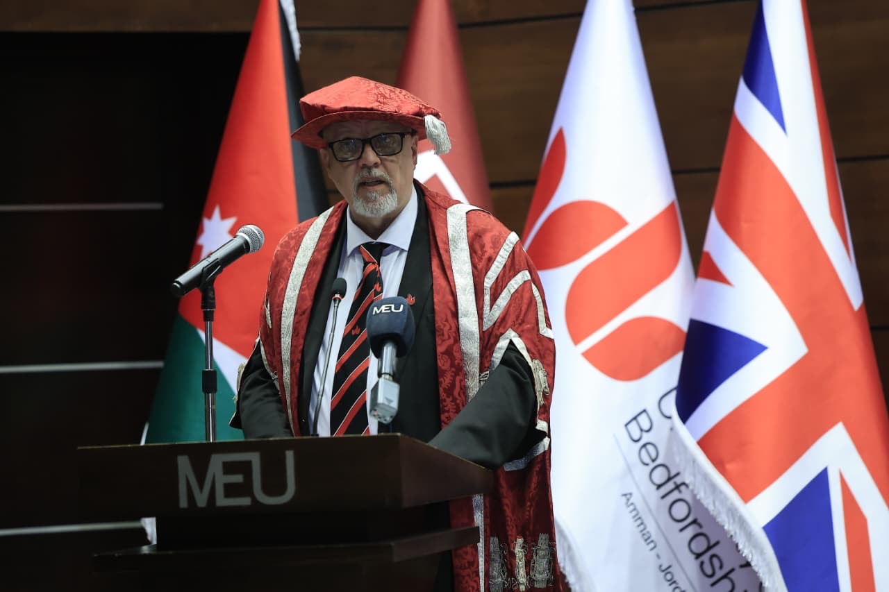 Madar Al-Saa Images 0.8063802936106819