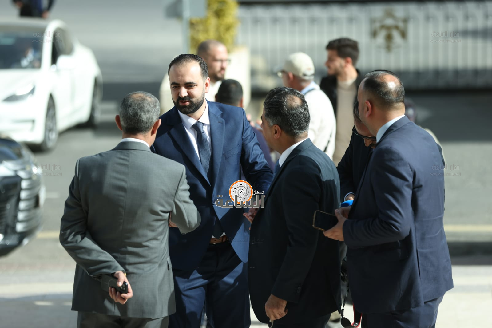 Madar Al-Saa Images 0.017066727120943148