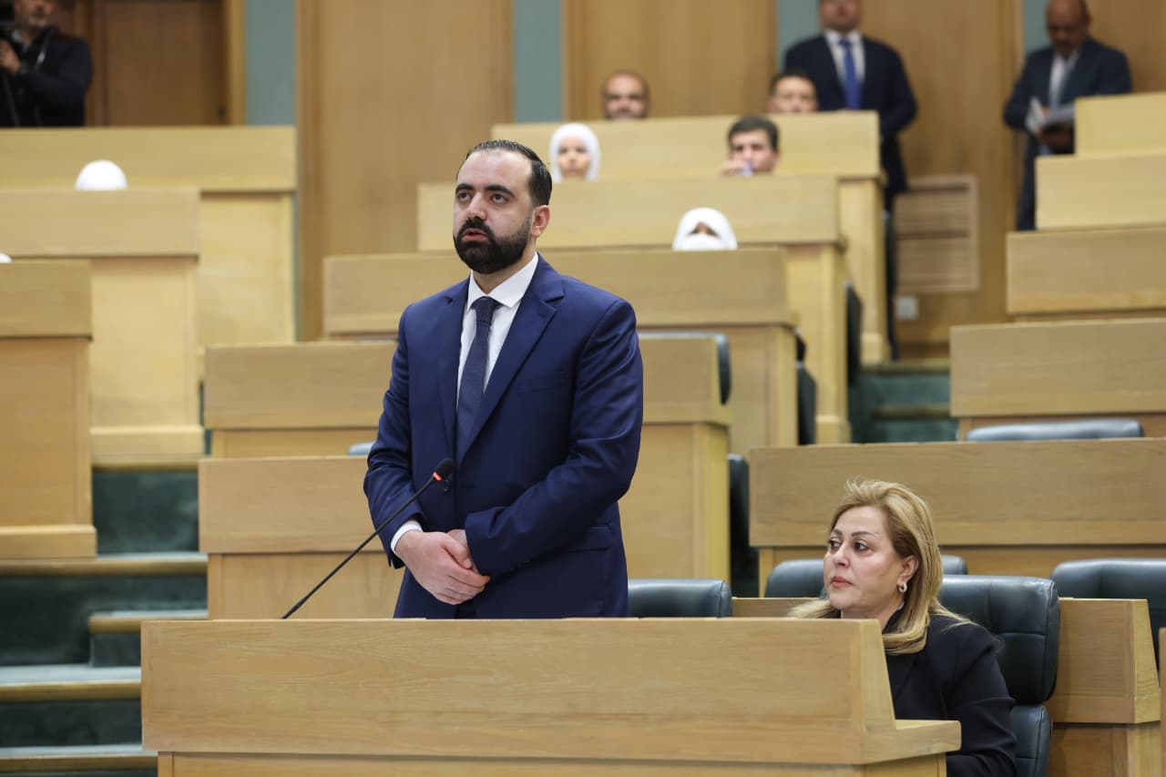 Madar Al-Saa Images 0.9292365007653544