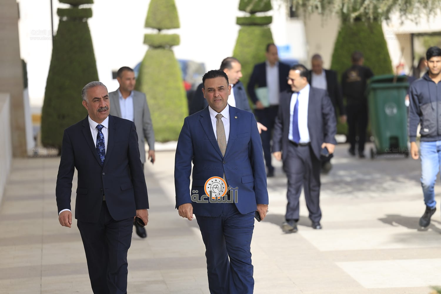 Madar Al-Saa Images 0.10794653162084944