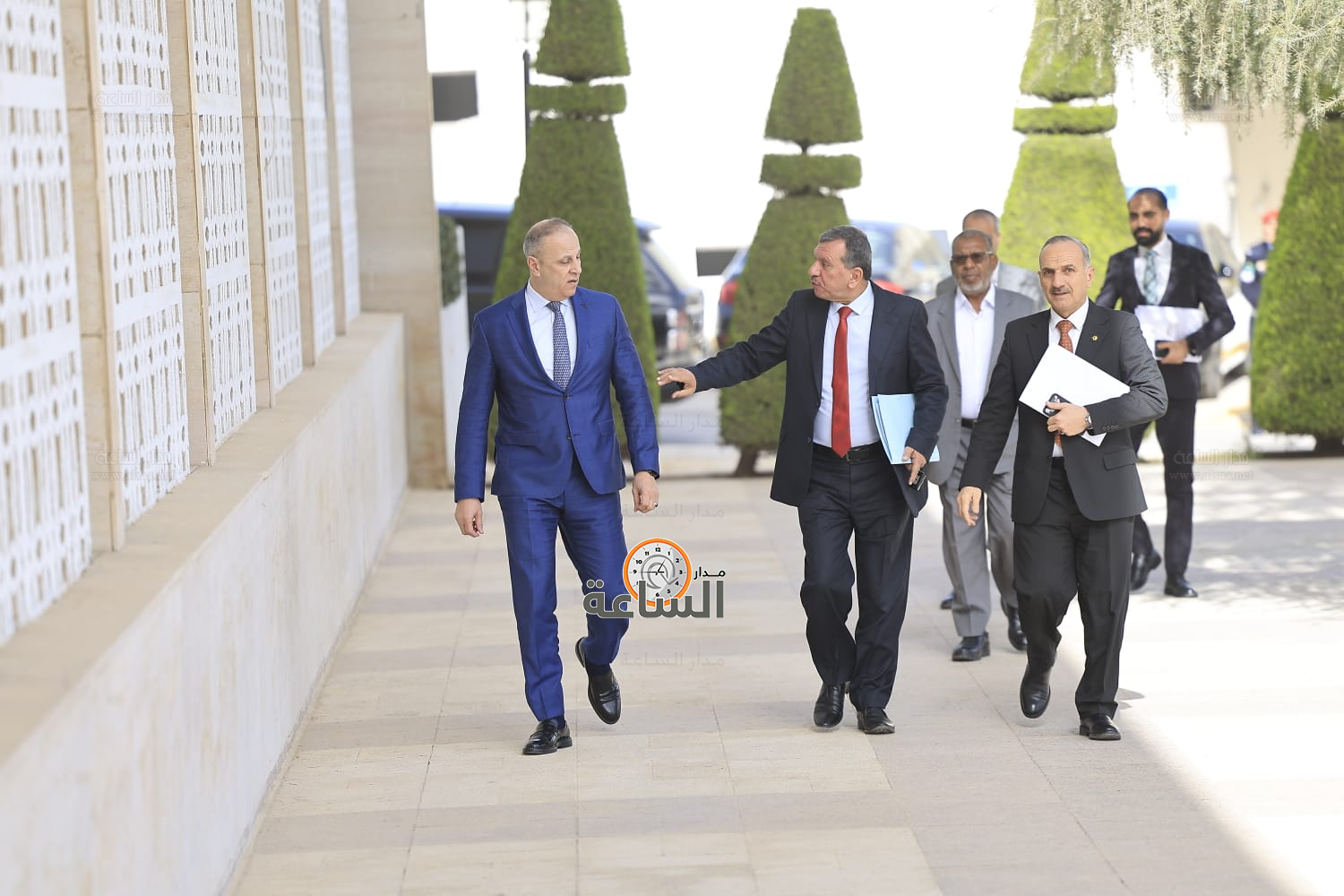 Madar Al-Saa Images 0.8119203772809885