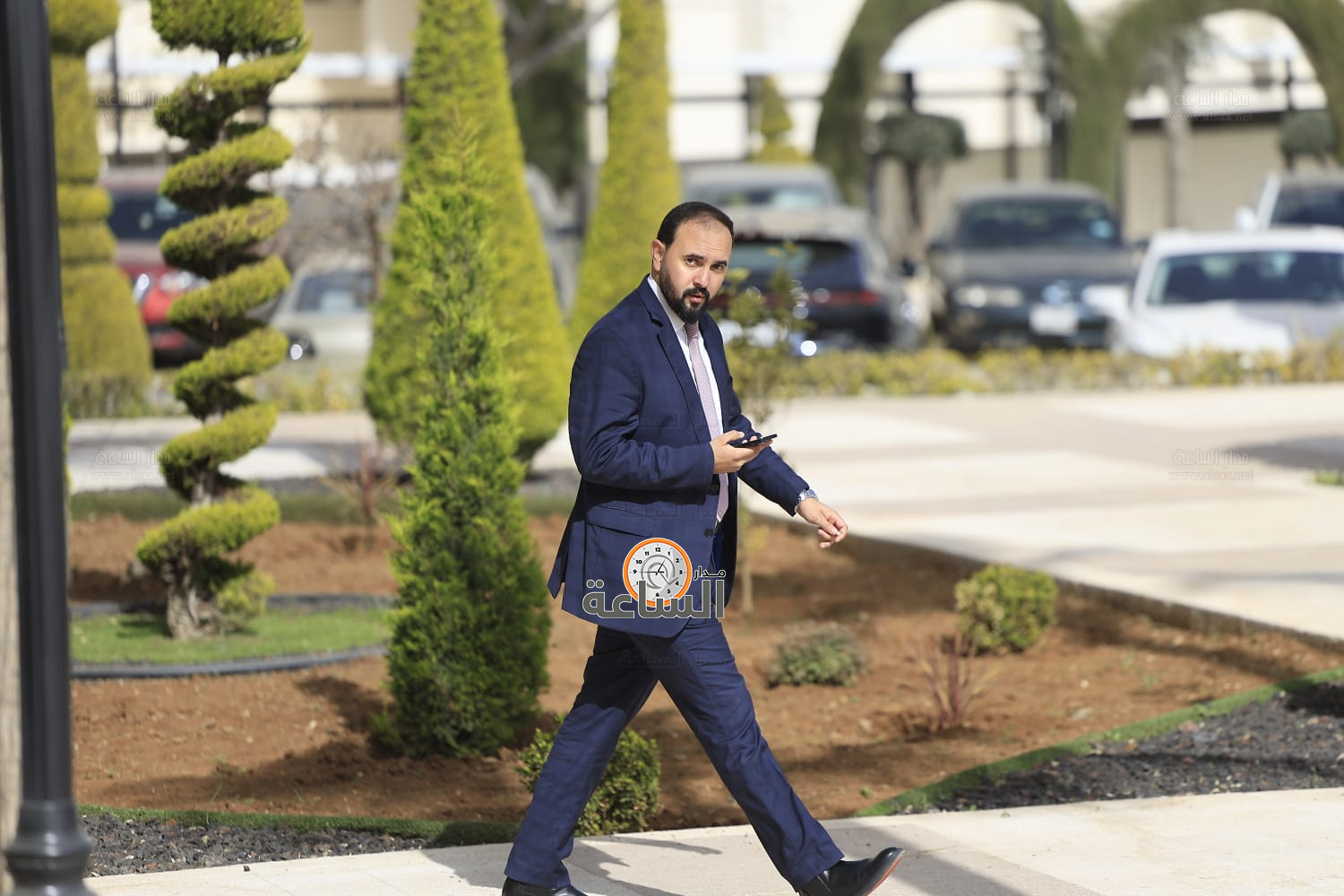 Madar Al-Saa Images 0.4046799229735445