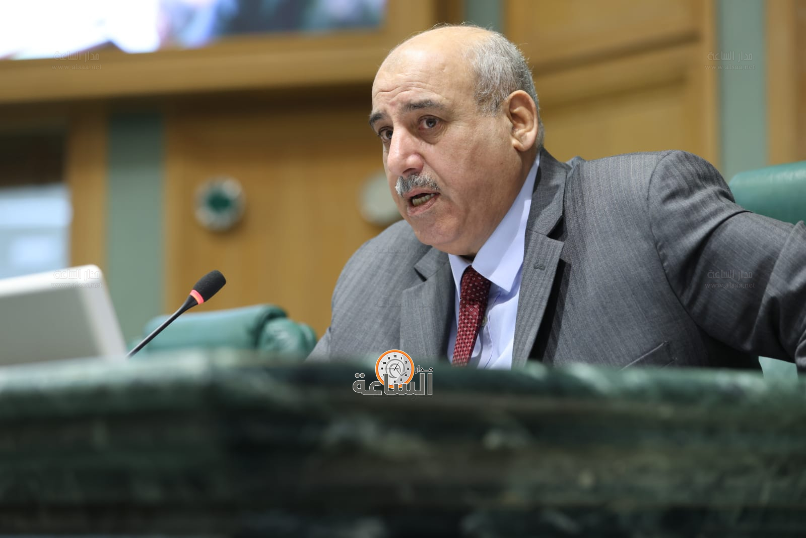 Madar Al-Saa Images 0.8907249525538664