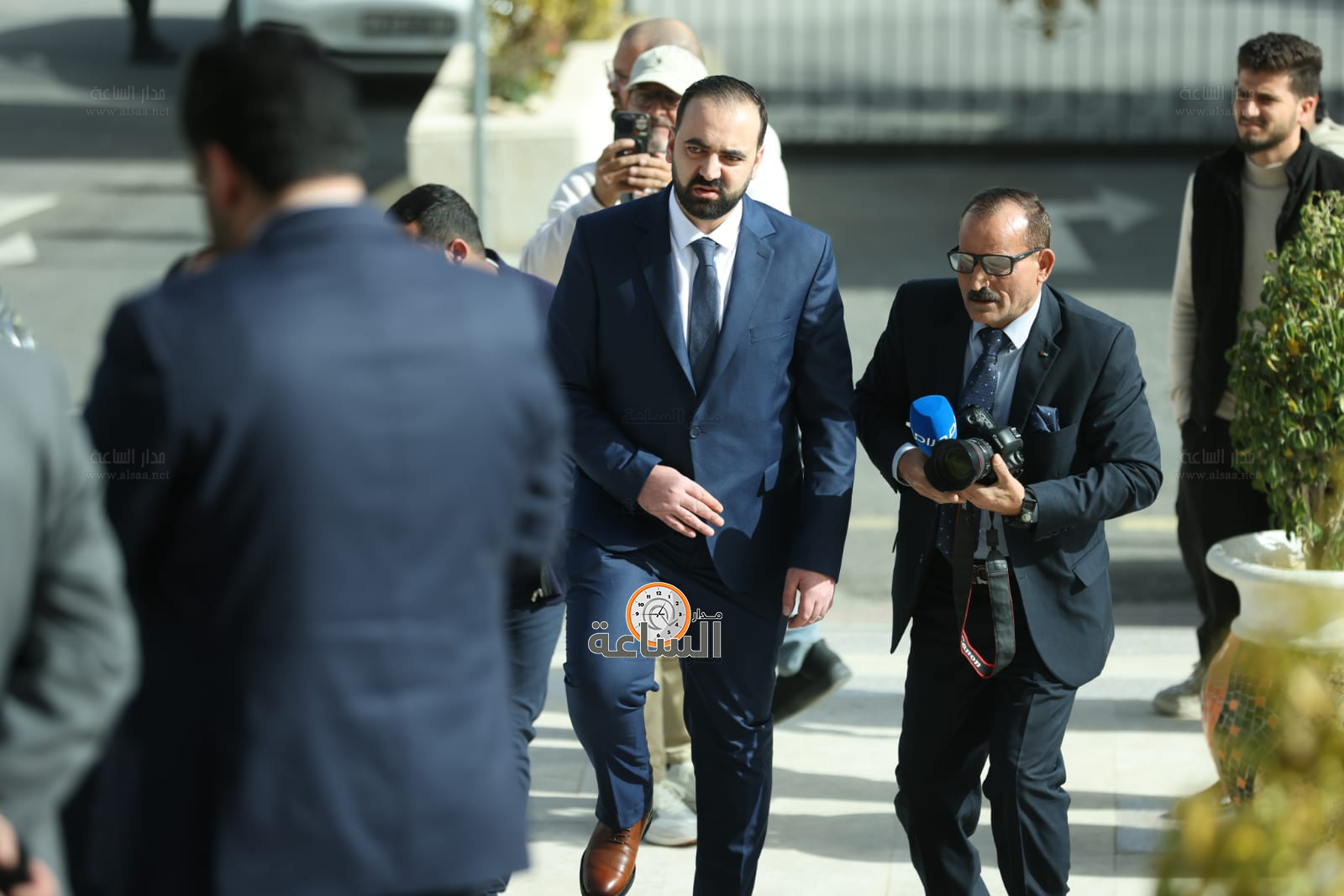 Madar Al-Saa Images 0.810258111734849