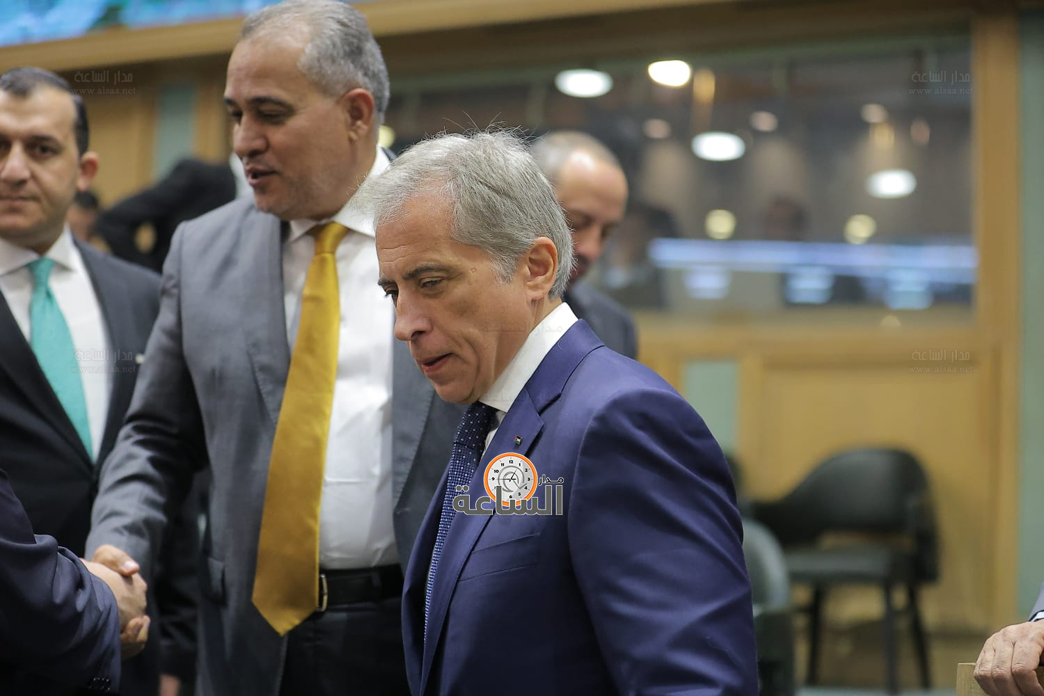 Madar Al-Saa Images 0.6990146413925