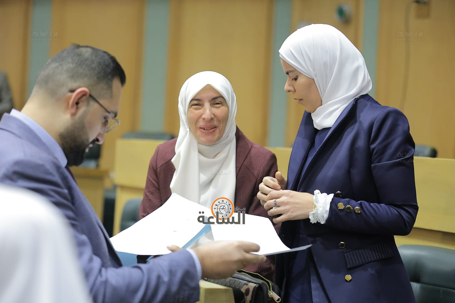 Madar Al-Saa Images 0.7622992532284361