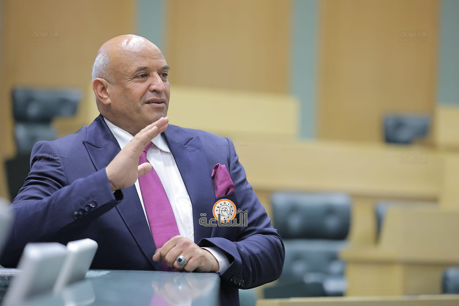 Madar Al-Saa Images 0.3343492742445042