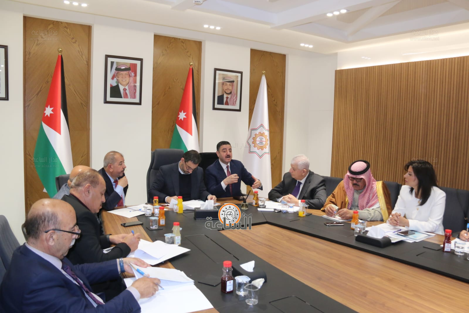 Madar Al-Saa Images 0.26336591524948505