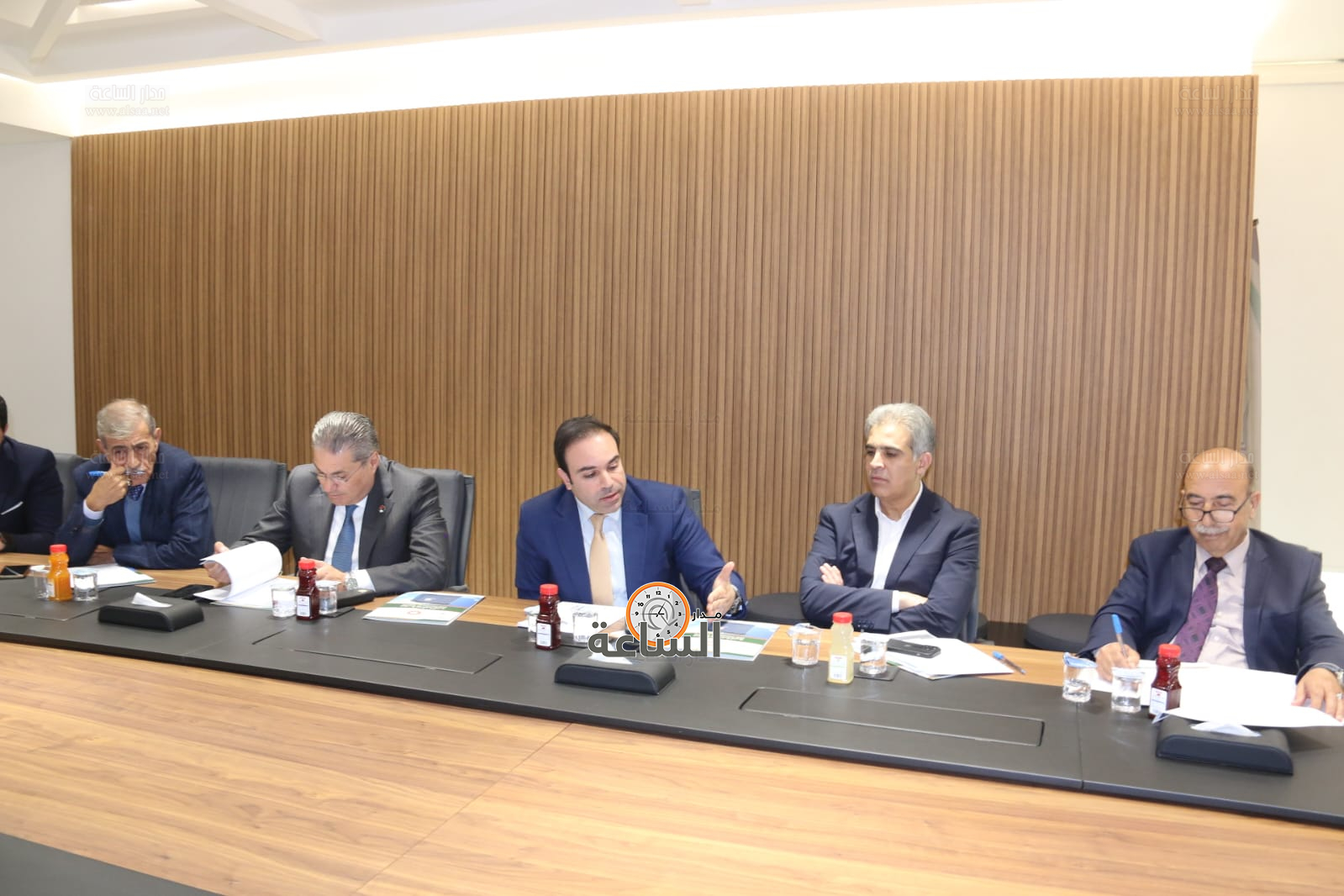 Madar Al-Saa Images 0.11422837980336475