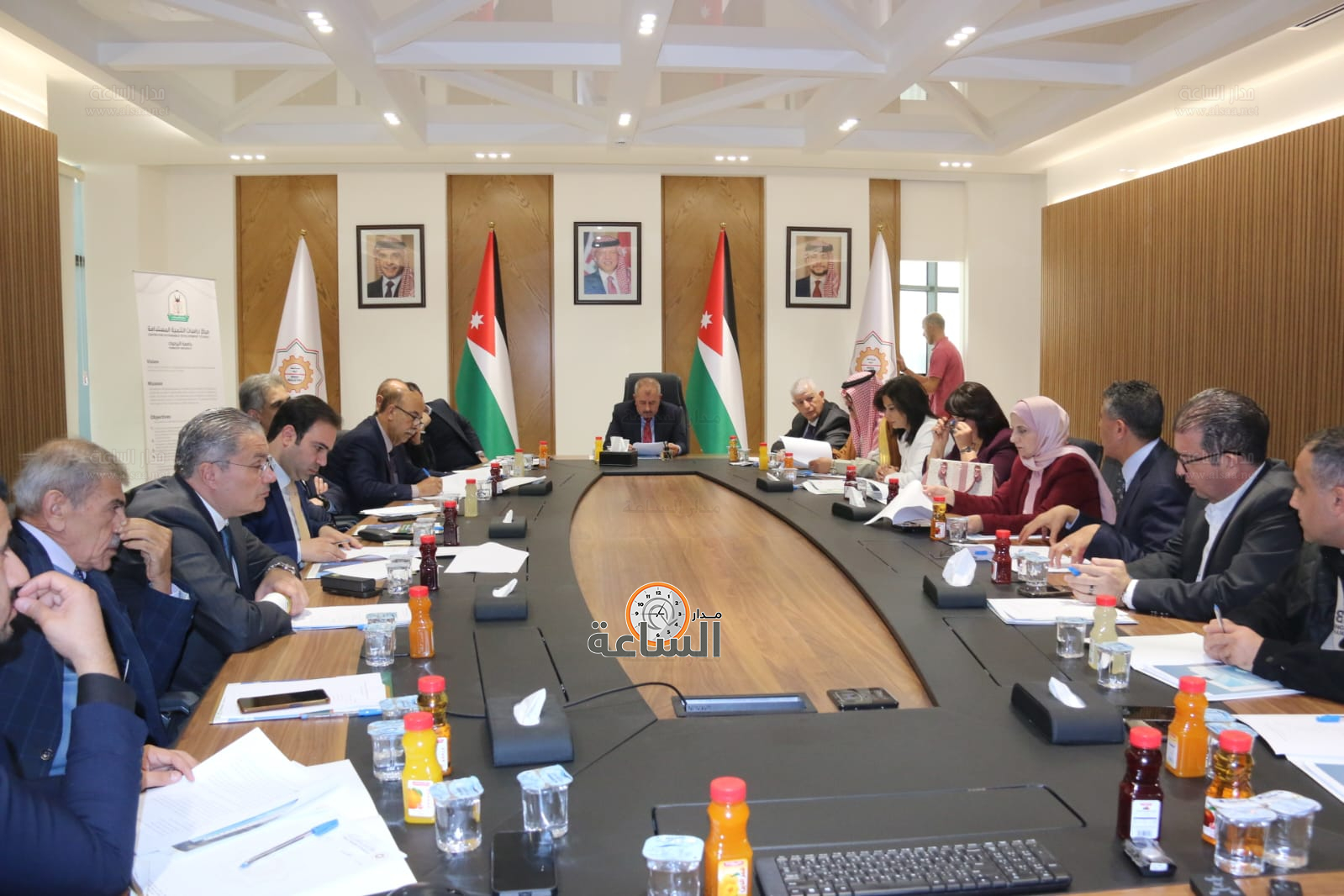 Madar Al-Saa Images 0.46595128012601883