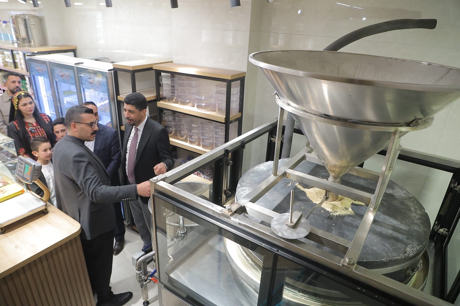 Madar Al-Saa Images 0.8492218611153293