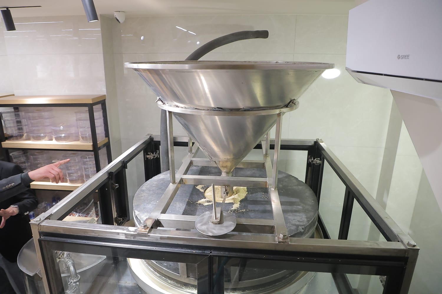 Madar Al-Saa Images 0.4795737209552269