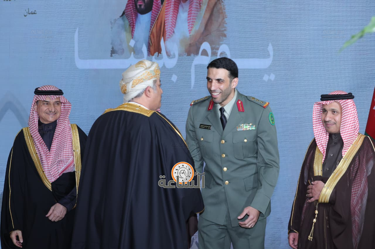 Madar Al-Saa Images 0.47899846661580736