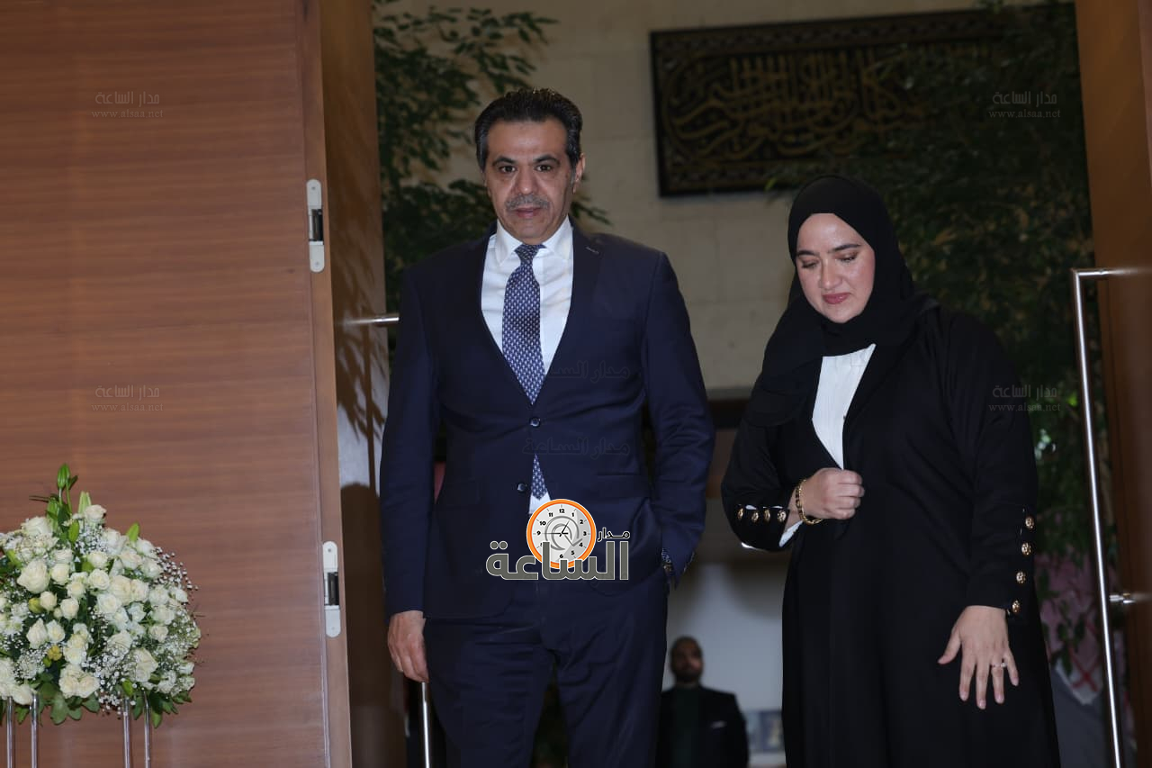 Madar Al-Saa Images 0.16840467381378044