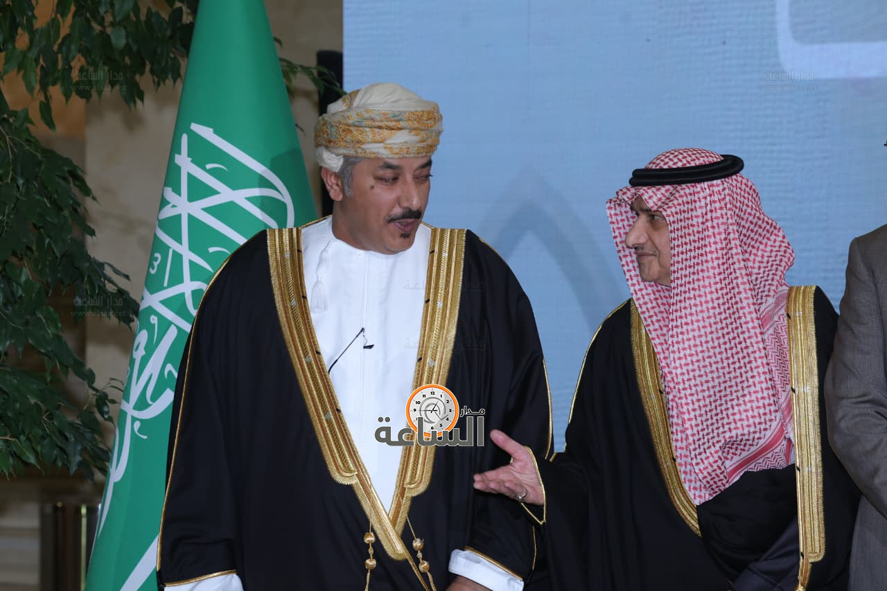 Madar Al-Saa Images 0.15019337216547235