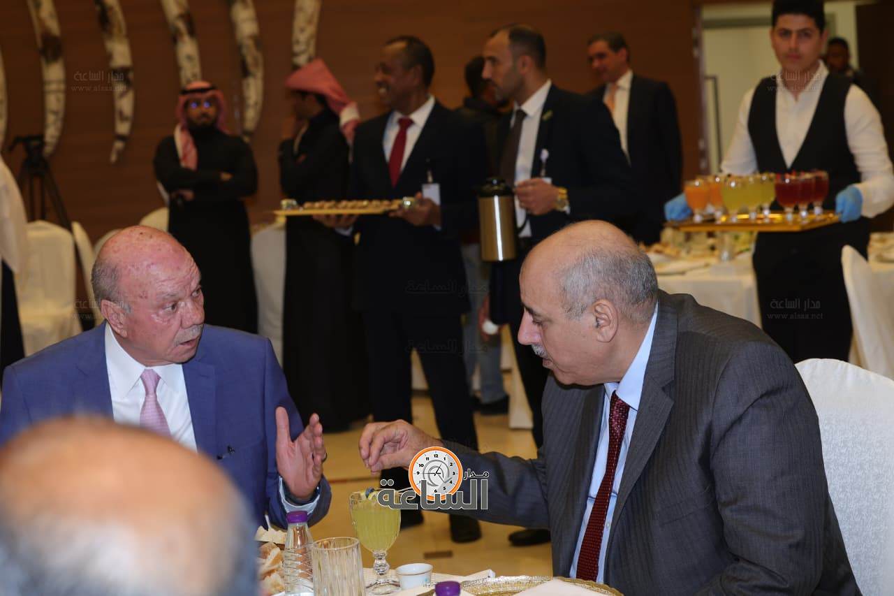 Madar Al-Saa Images 0.13319051687309458