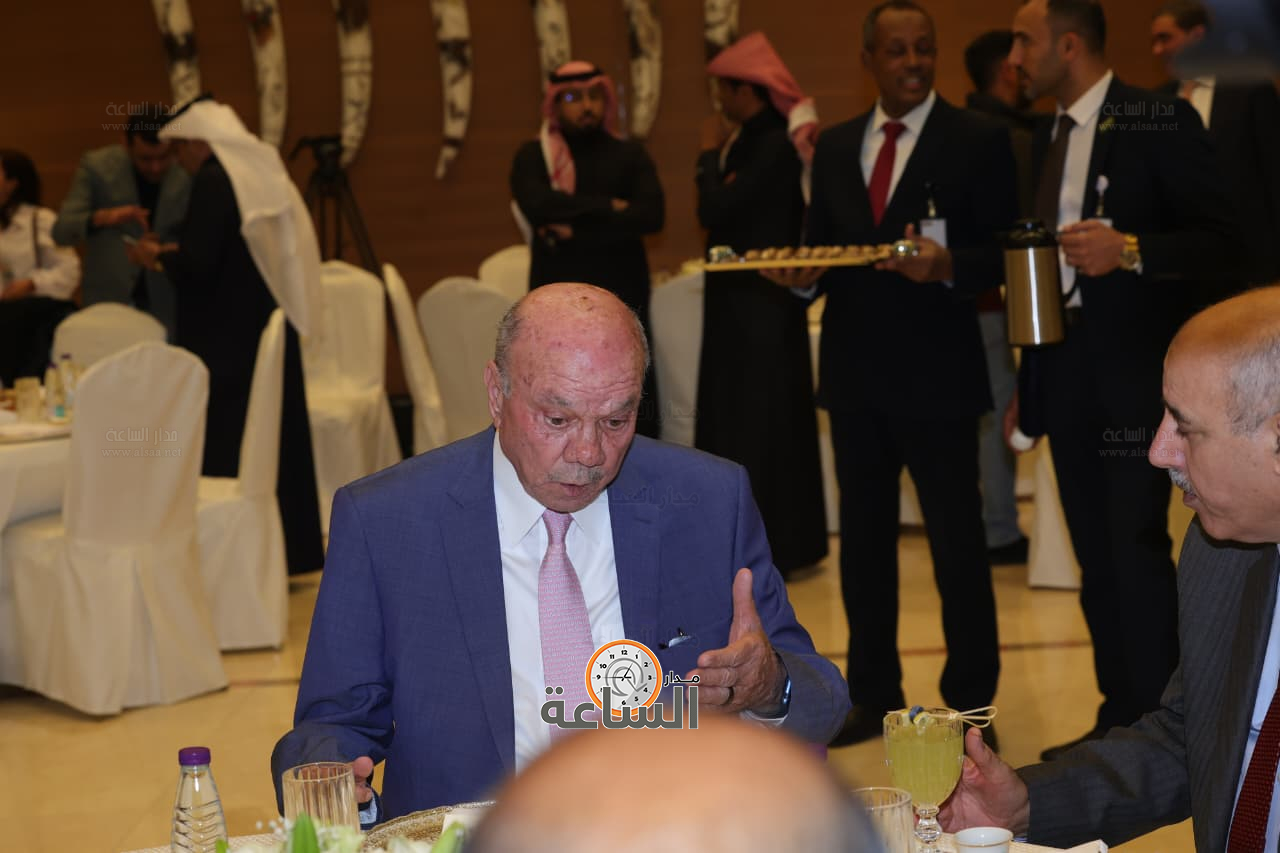 Madar Al-Saa Images 0.8336358157041607