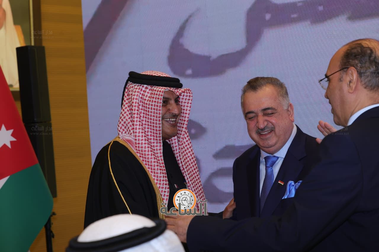 Madar Al-Saa Images 0.24521248826658693