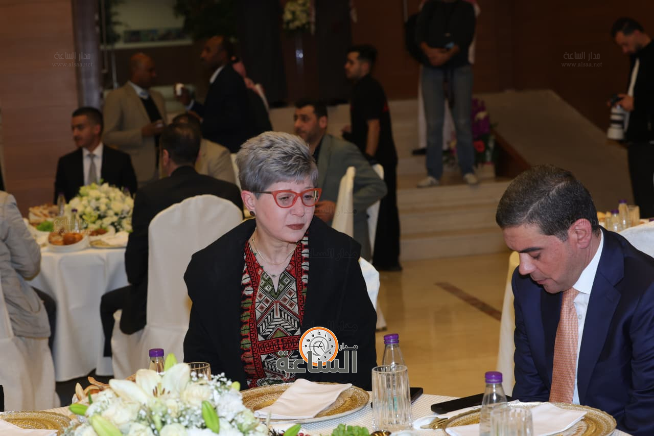 Madar Al-Saa Images 0.3933693373518634