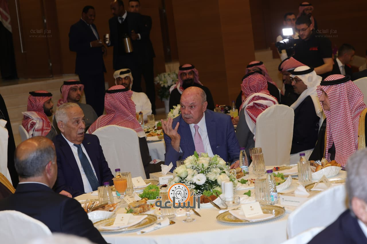 Madar Al-Saa Images 0.4548538542428606