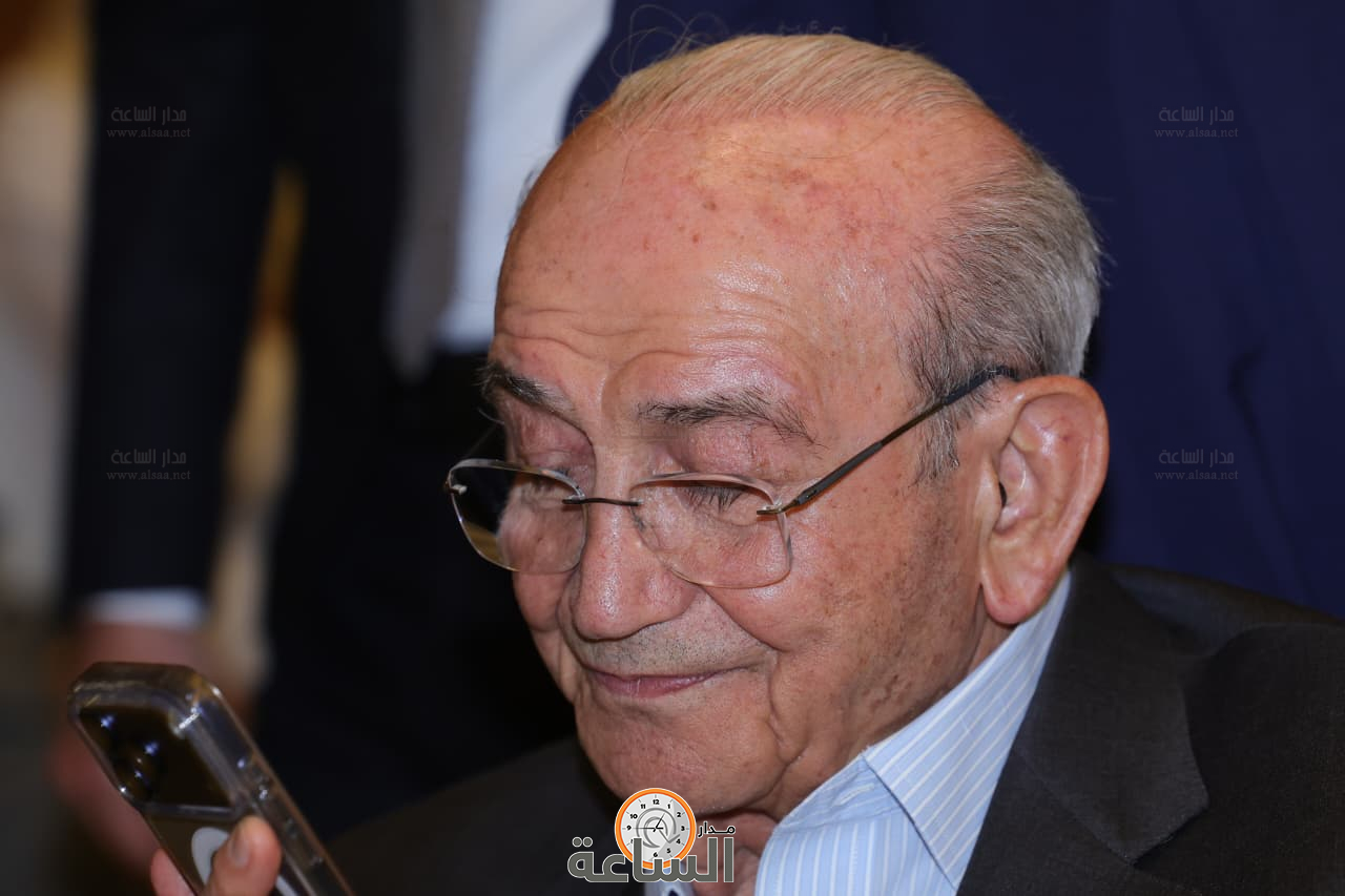 Madar Al-Saa Images 0.8393513351103343