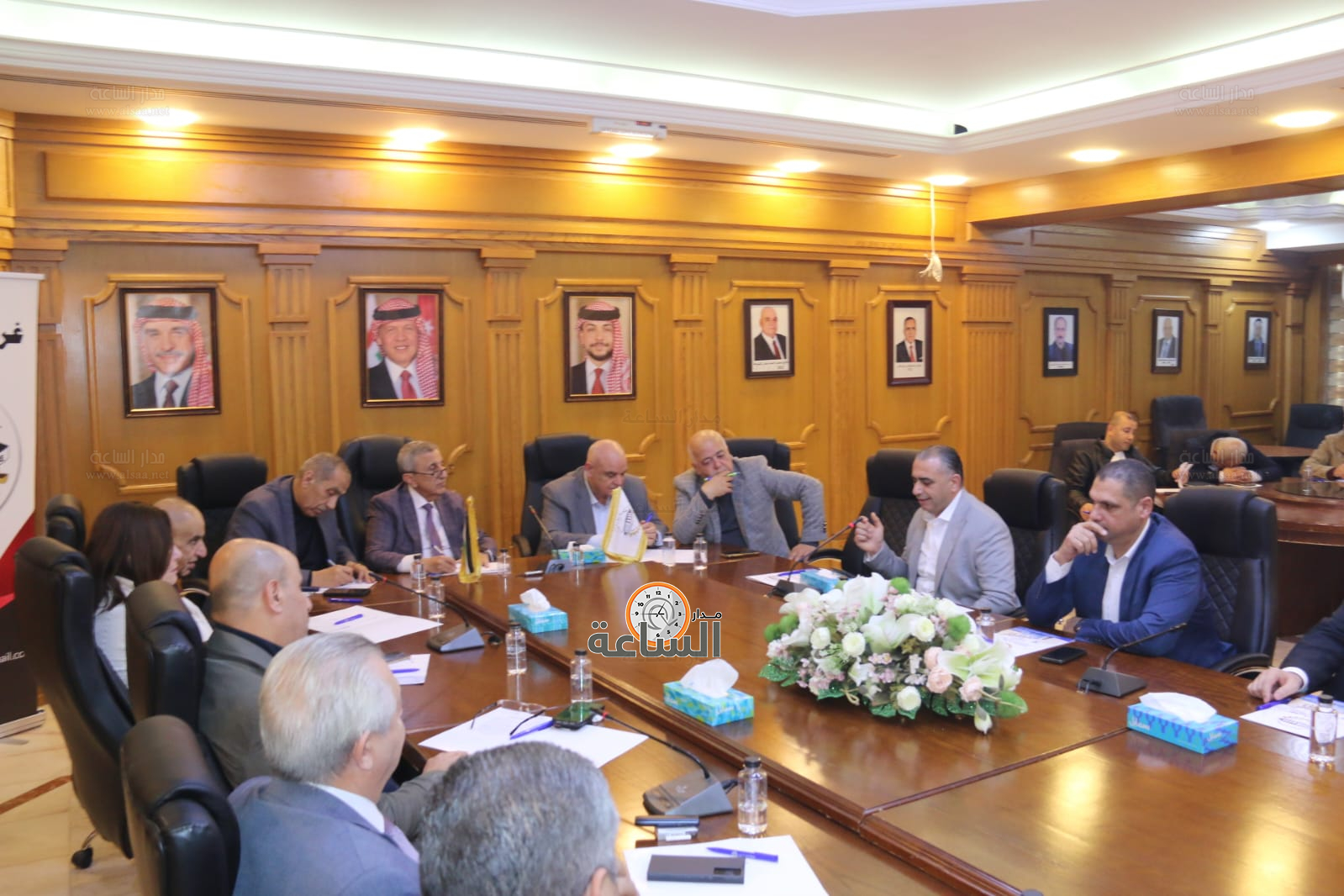 Madar Al-Saa Images 0.7999045104968745