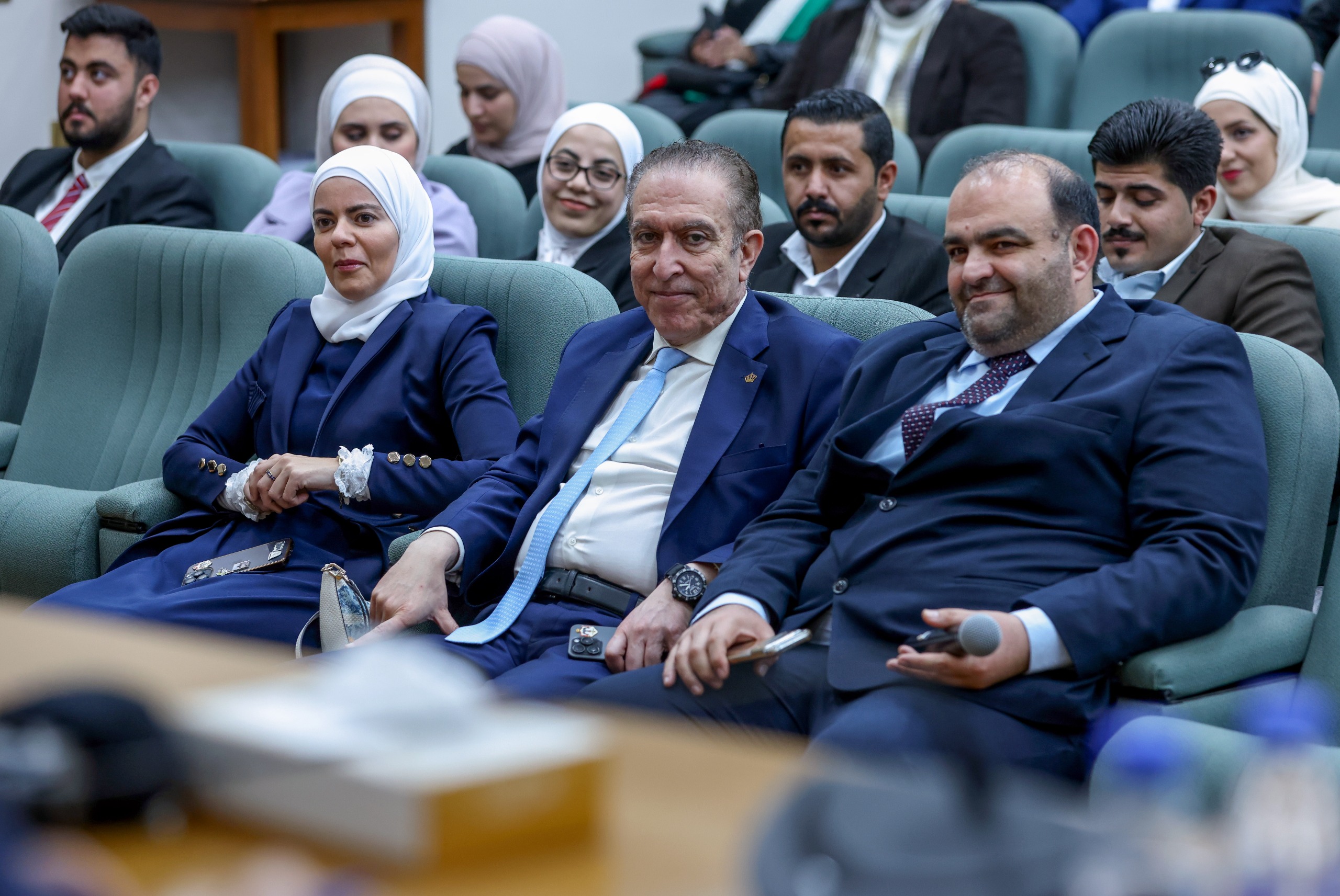 Madar Al-Saa Images 0.1357061433636021