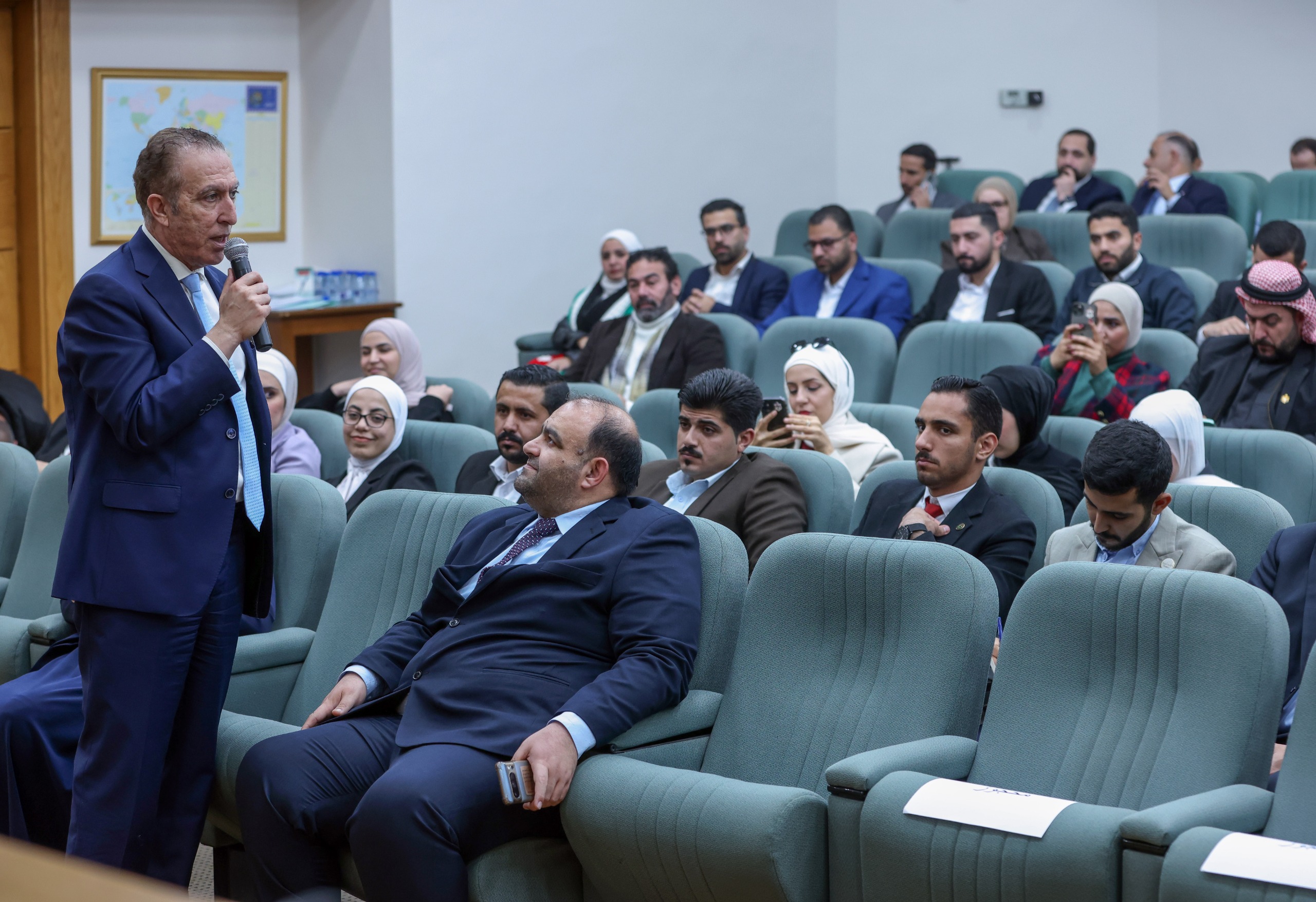 Madar Al-Saa Images 0.9045400836964587