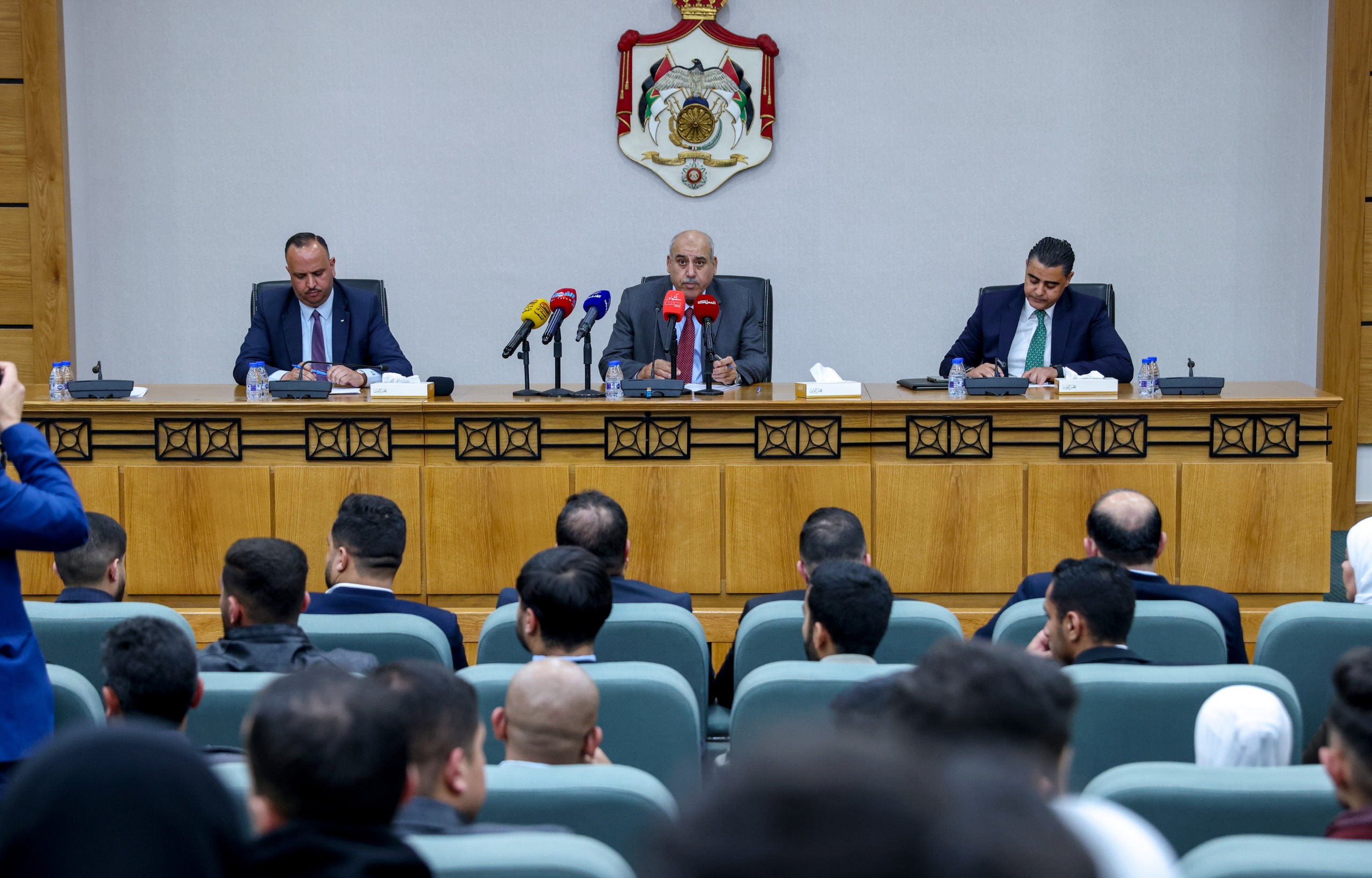 Madar Al-Saa Images 0.19104731857586565