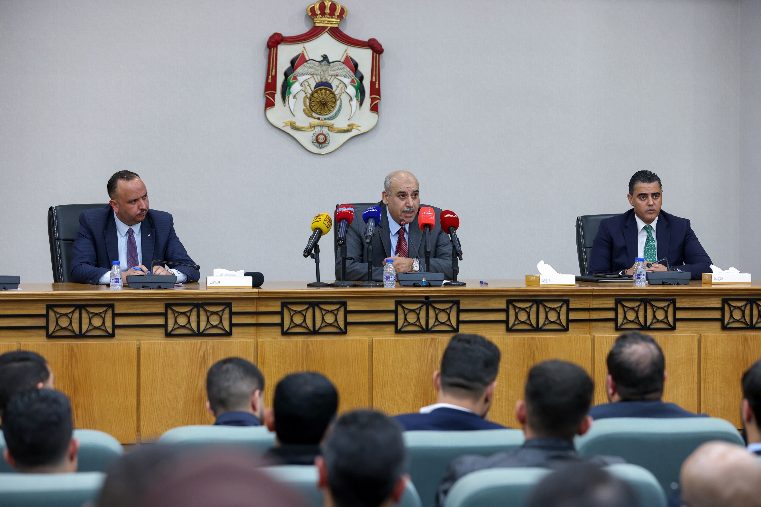 Madar Al-Saa Images 0.4467408702939182