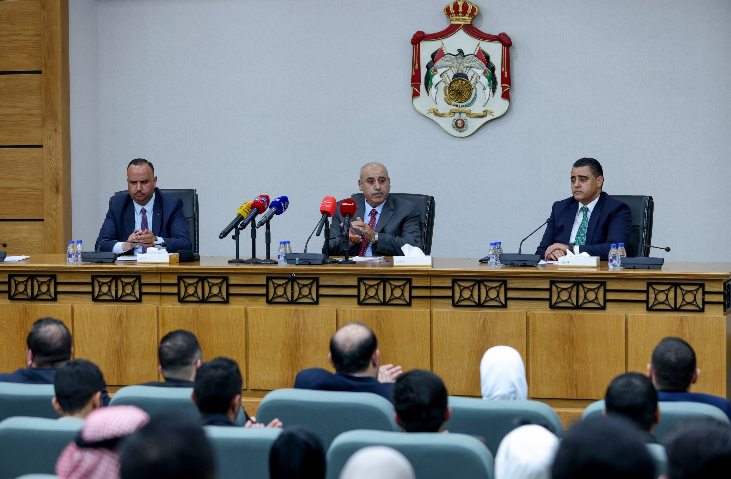 Madar Al-Saa Images 0.964376550942833