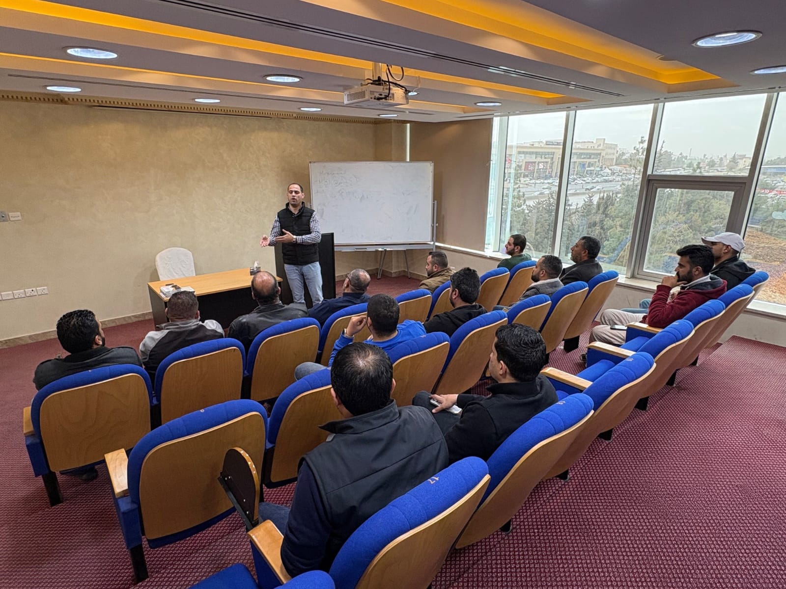 Madar Al-Saa Images 0.9008878993133426