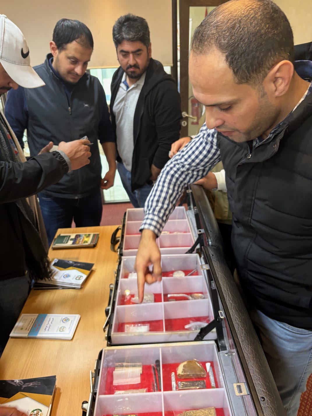 Madar Al-Saa Images 0.34383226234656317