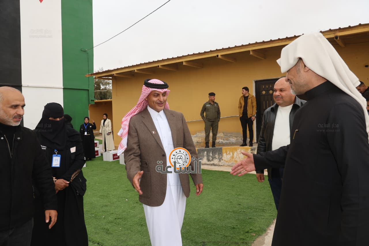 Madar Al-Saa Images 0.4989223309775256