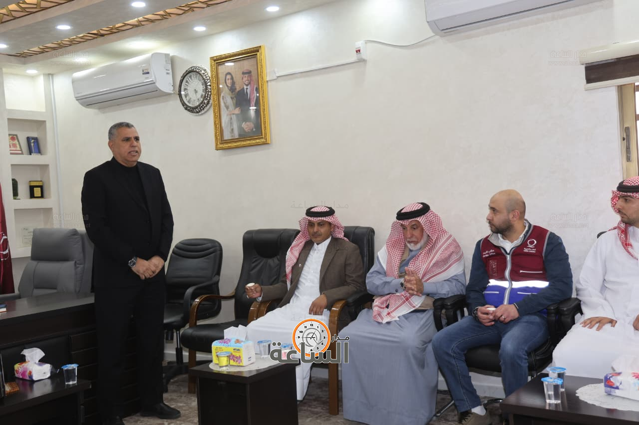 Madar Al-Saa Images 0.32270249887825675