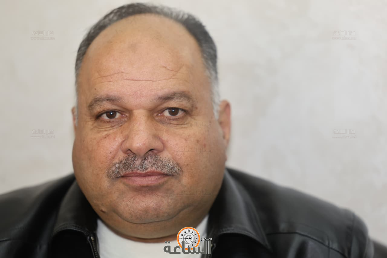 Madar Al-Saa Images 0.4345606320462061