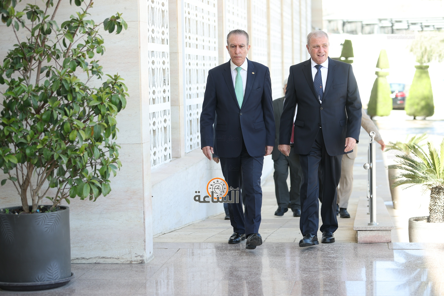 Madar Al-Saa Images 0.9492285872615522