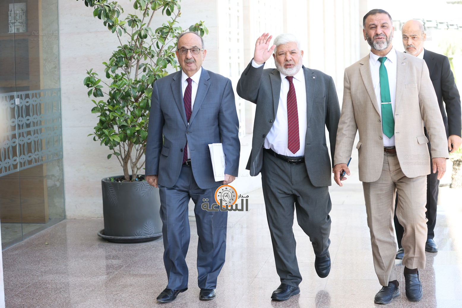 Madar Al-Saa Images 0.7928072683835751