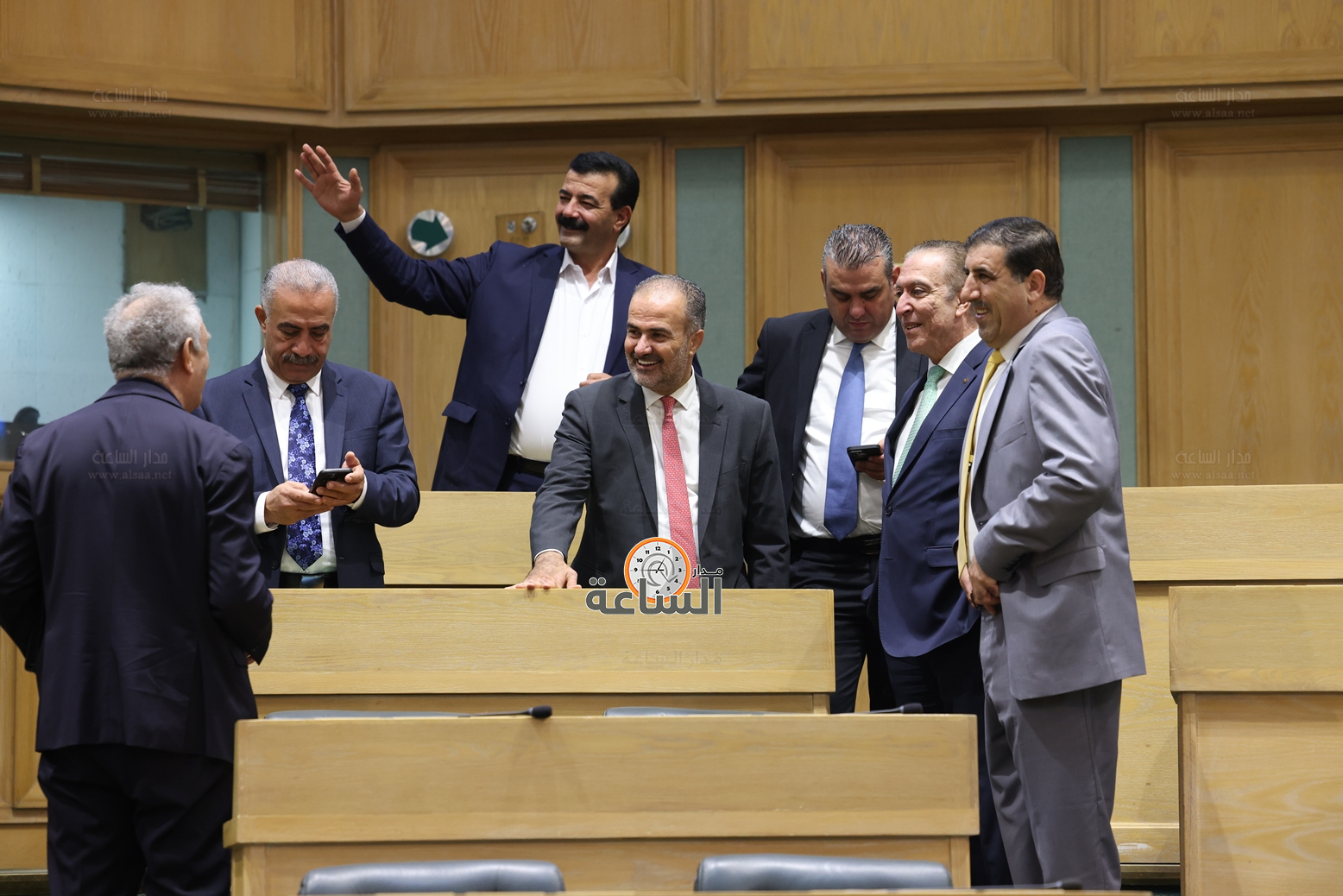 Madar Al-Saa Images 0.03417015719496952