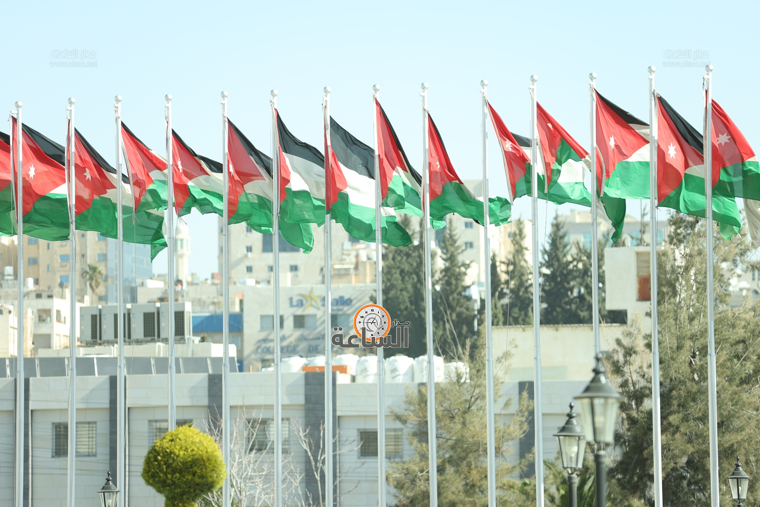 Madar Al-Saa Images 0.8105629130443881