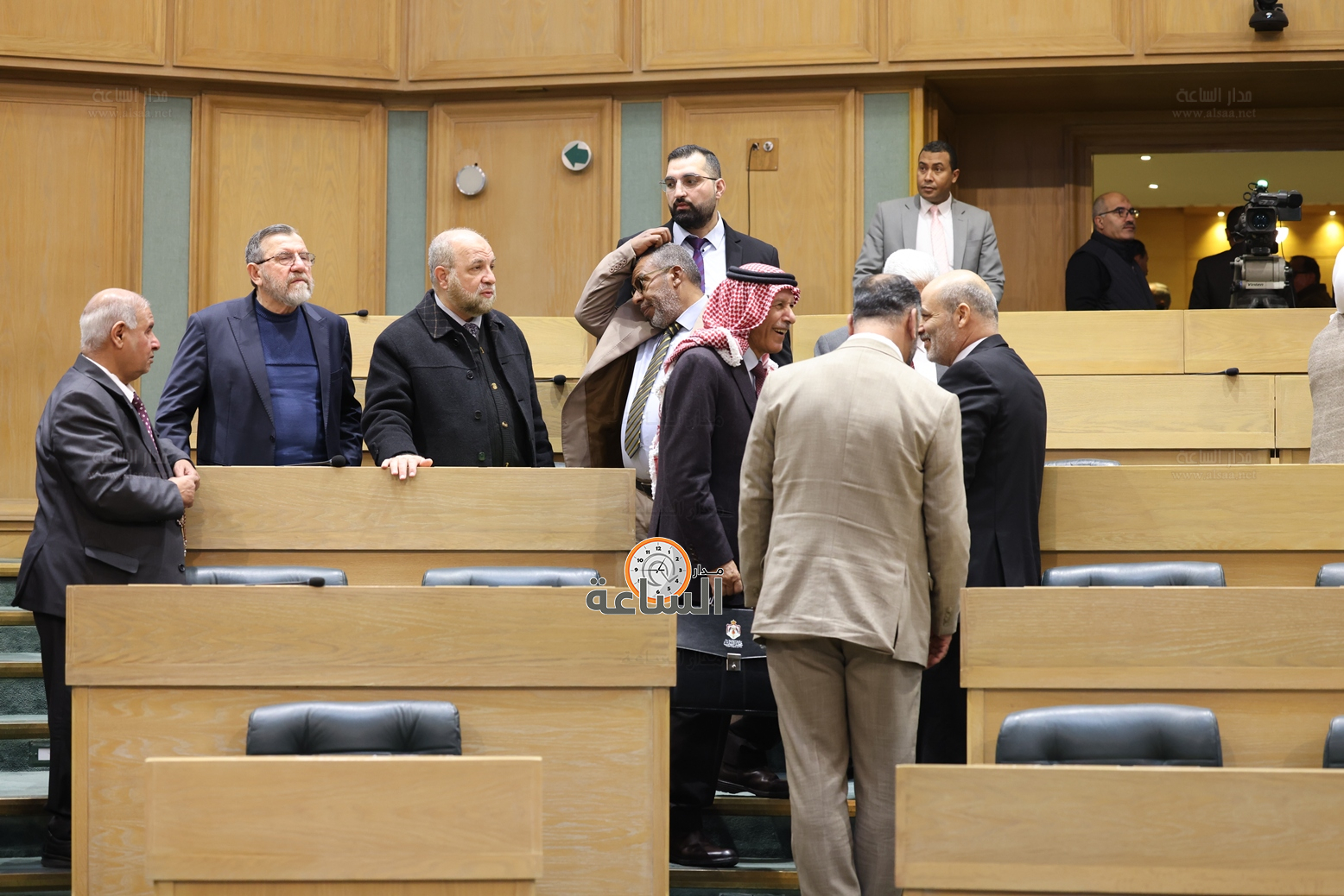 Madar Al-Saa Images 0.012837847612178432