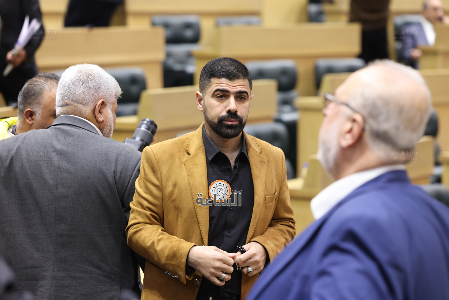 Madar Al-Saa Images 0.9927651643972251