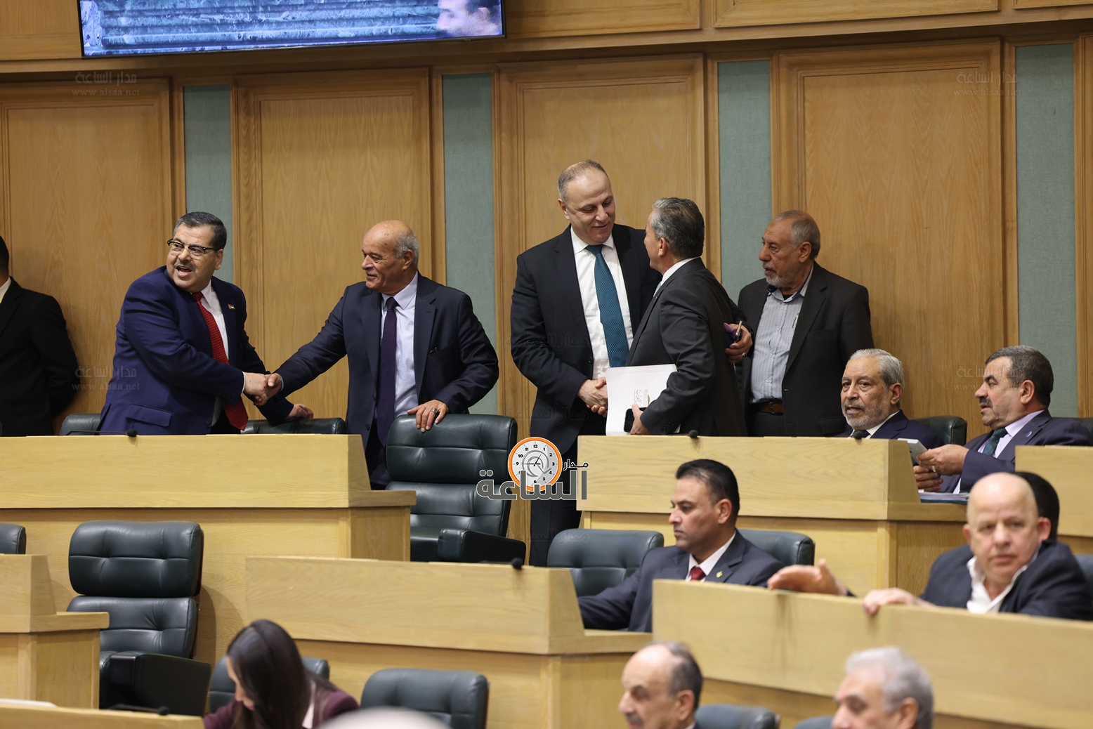 Madar Al-Saa Images 0.8366823799037358