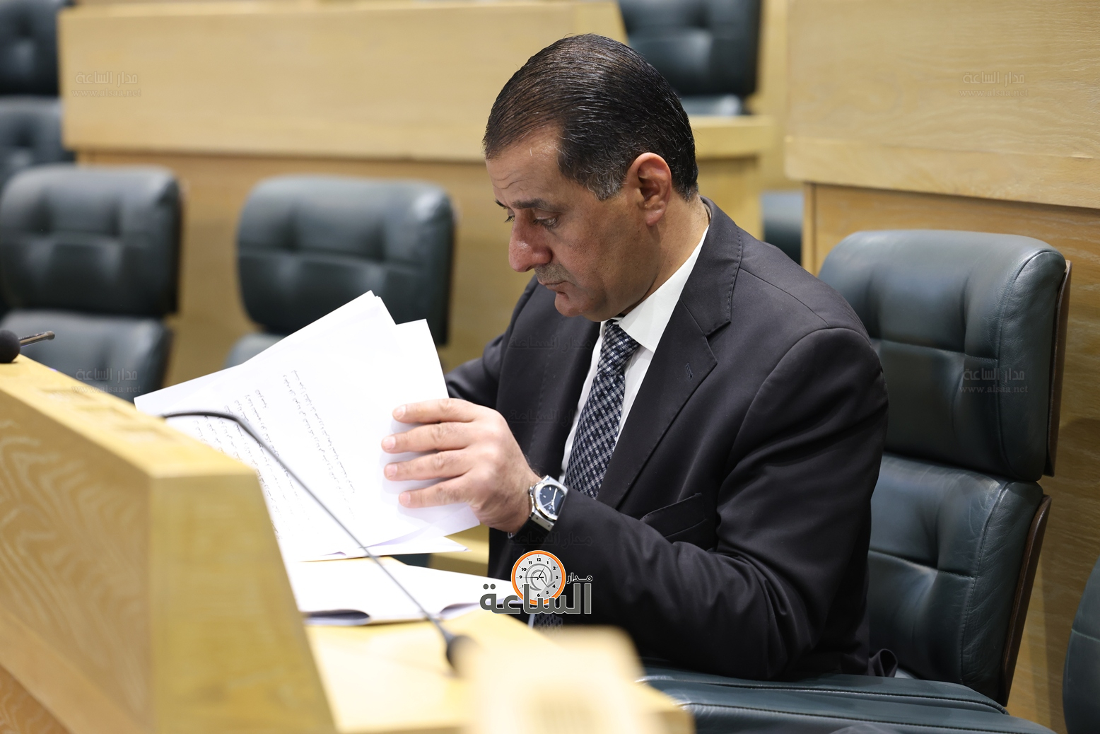 Madar Al-Saa Images 0.4978541916660144