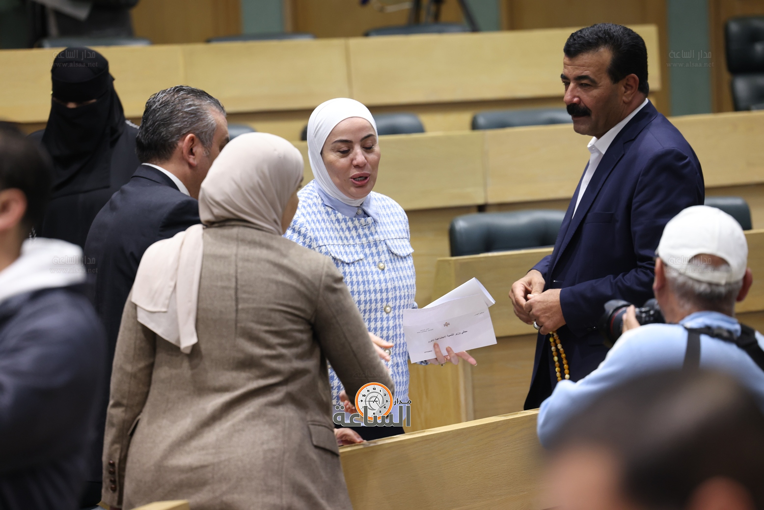 Madar Al-Saa Images 0.5831479164760536