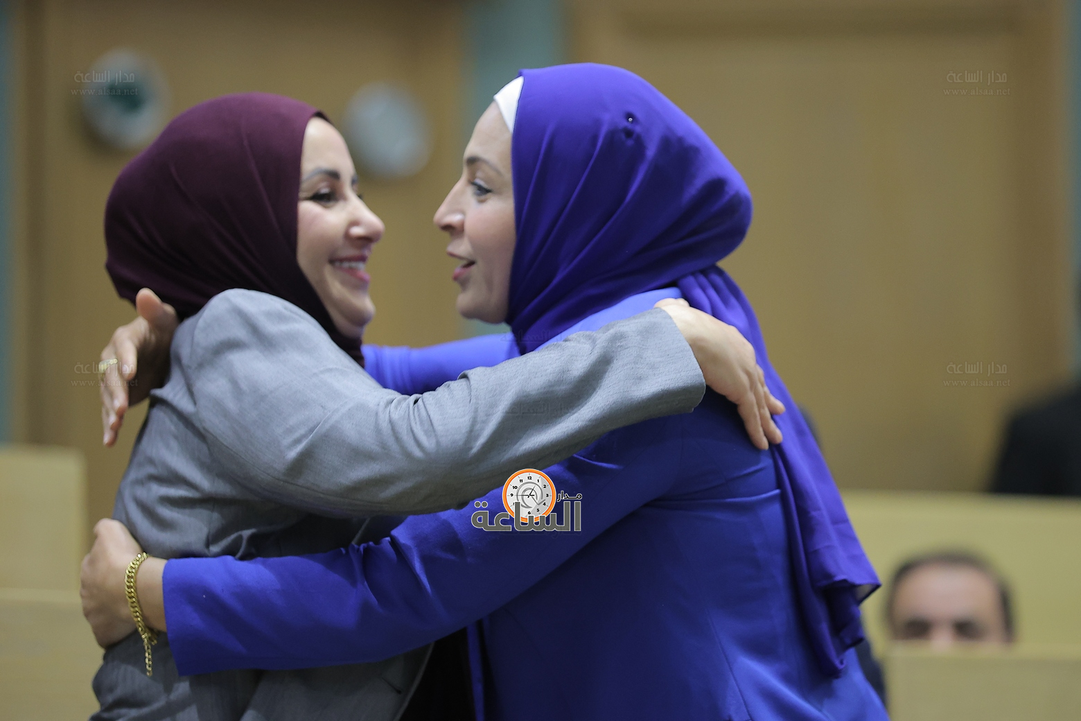 Madar Al-Saa Images 0.050925036137121626