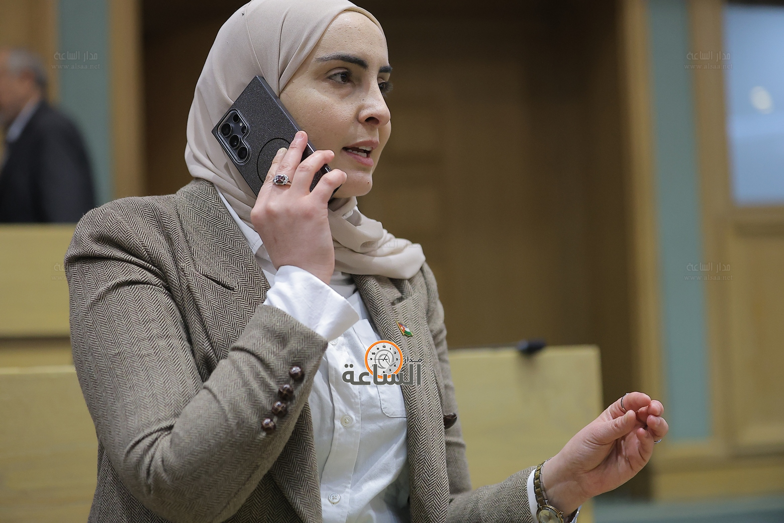 Madar Al-Saa Images 0.3745239285380362