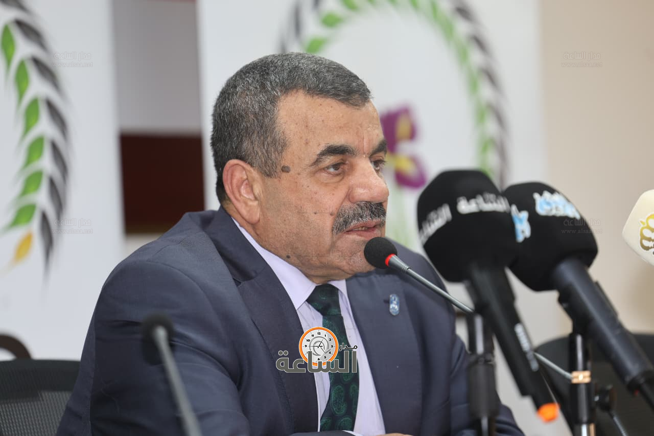 Madar Al-Saa Images 0.09970586738647869