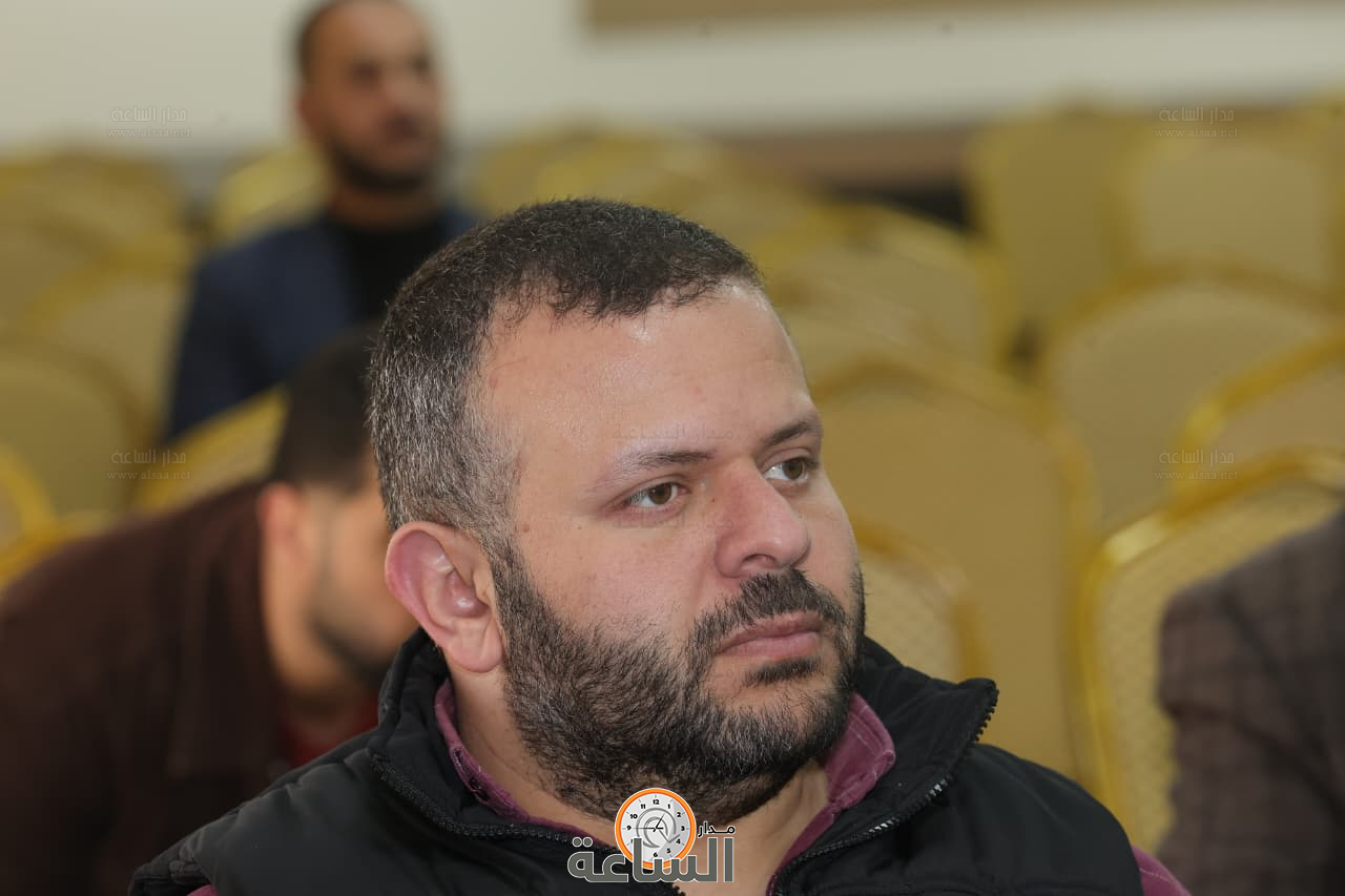 Madar Al-Saa Images 0.16023378057657178